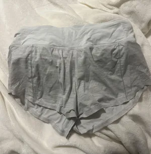 Lululemon Shorts Hotty Hot 2.5" thumbnail 1