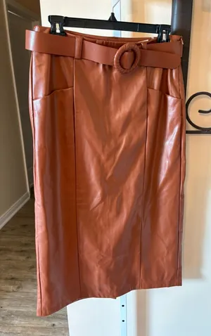 Versona Cognac Brown Faux Leather Belted Pencil Skirt Modern Size 8 NWT thumbnail 1