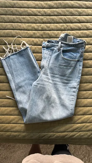 Abercrombie High-Rise Jeans thumbnail 4