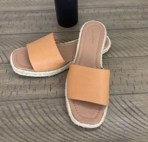Universal Threads Espadrille Sandals thumbnail 2