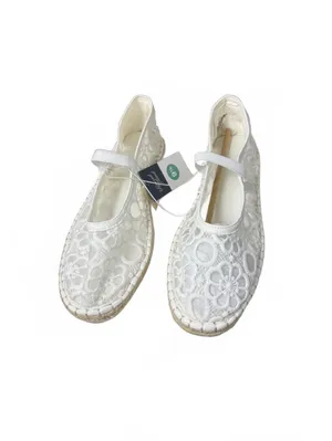 Universal Thread Women's White Floral Lace Memory Foam Flats Size 9.5 thumbnail 2