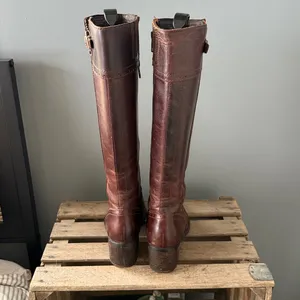 Born Poly Tall Heeled Distressed‎ Riding Boots 7.5 thumbnail 11
