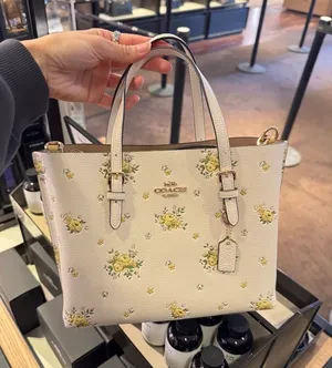 Coach CAL44-IMCAH Women's Mollie Tote Bag 25 with Floral Print thumbnail 1