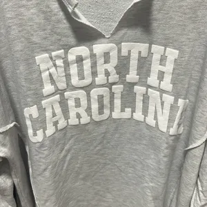 Gray North Carolina Sweatshirt Size L thumbnail 2