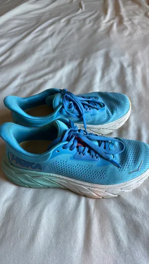Hoka Arahi 7 Women’s Sneakers thumbnail 2