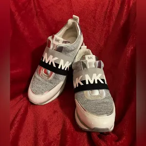 Michael Kors Teddi Trainer thumbnail 3