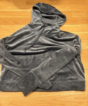 Offline Size Medium (M) OFFLINE by Aerie Women's Gray Pullover Hoodie Sweatshirt thumbnail 1