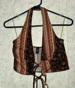 Windsor Bohemian Flair Halter Crop Top thumbnail 2
