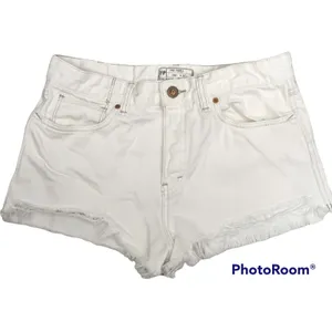 Free People White Logan Button Fly Hi-Rise Denim Shorts Size 29 thumbnail 3