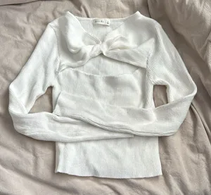 Boutique top thumbnail 1