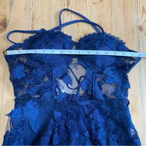 Lulus NWOT Navy Blue 3D Floral Appliqué Sheer Panel Gown Size Small thumbnail 8
