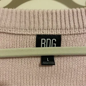 BDG Pink Cropped Cardigan Sweater size Large thumbnail 4