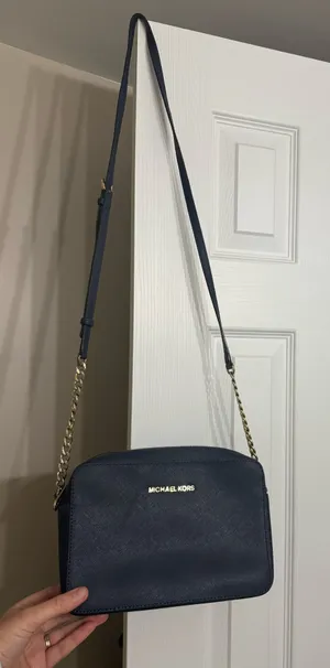 Michael Kors Purse Crossbody thumbnail 1