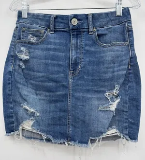 American Eagle Super Stretch Denim Mini Skirt Sz 6 Classic Wash Distressed Boho thumbnail 1