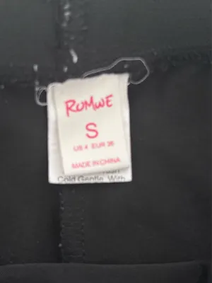 Romwe Shorts Black thumbnail 2