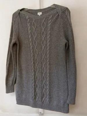 Crown & Ivy Silver Gray Metallic Ribbed Sweater Medium thumbnail 1