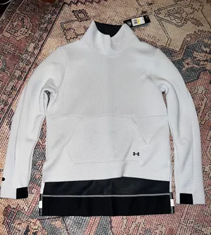 Under Armour sweatshirt thumbnail 1