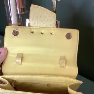 Grossi Ostrich Embossed Satchel Handbag Small Pale Yellow Good Faux‎ Leather thumbnail 3