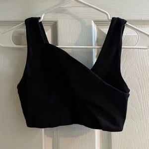 Lululemon Sports Bra thumbnail 1
