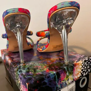 Cape Robbin Colorful Floral Women's Heels thumbnail 3