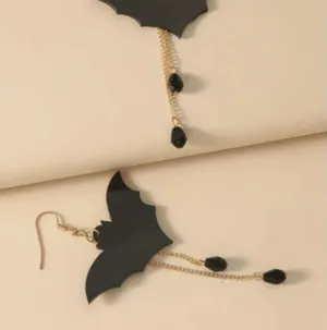 NWT Spooky Bats. Fun Halloween Pierced Earrings W Dead Dangles thumbnail 4