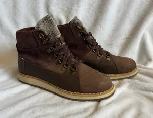 Toms Women's Mesa Waterproof Hiking Boots Size 8 thumbnail 1