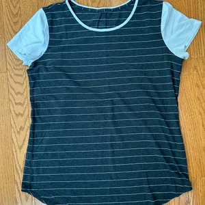 Lululemon Short Sleeve T-Shirt thumbnail 1