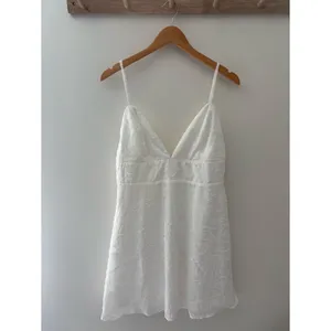 Lulus Mindful Muse White Floral Burnout Skater Mini Dress Size XL Bridal Beach thumbnail 4