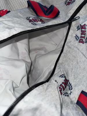 Victoria's Secret PINK Duffel Bag thumbnail 4