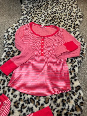 Victoria's Secret Matching Pajama Set thumbnail 2