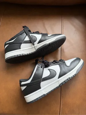Nike Dunk Low Pandas Women’s Size 7.5 Black and White Sneakers DD1503-101 thumbnail 7