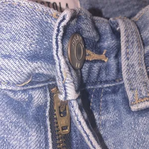 PISTOLA distressed jeans size 26 thumbnail 2
