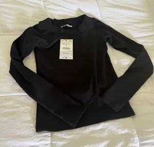 ZARA Black Long Sleeve Top thumbnail 1