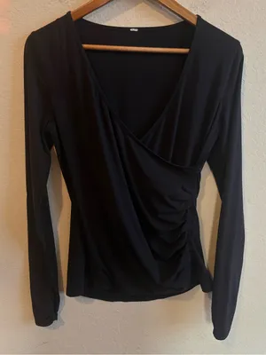 Lululemon Faux Wrap Ruched Top Black Long Sleeve Size 4 thumbnail 1
