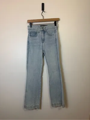 Veronica Beard Carson Ankle Flare Jeans in Everest thumbnail 2