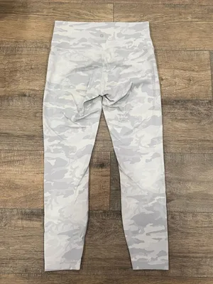 Lululemon white camo wunder under  leggings 25” thumbnail 3