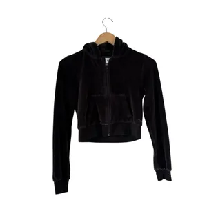 ARITZIA Tna Velour Black Zip Black Hoodie Sweatshirt Jacket thumbnail 4