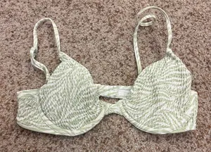 Hollister Bikini Top thumbnail 1