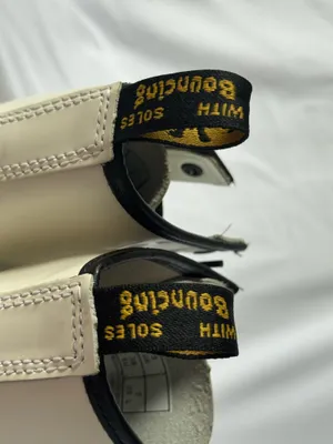 Dr. Martens Boots White Leather Women’s thumbnail 7