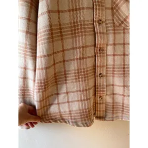 XL Victorias Secret PINK Womens Beige Plaid Flannel Shirt or Shacket Pocket thumbnail 4