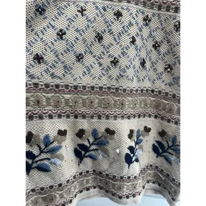 Womens vintage-hand-embroidered beige sweater floral &‎ geometric M flaws thumbnail 2