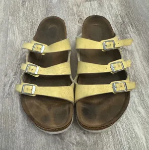 Birkenstock Florida Fresh Brushed Vanilla Yellow Triple Buckle Sandals Womens 38 thumbnail 1