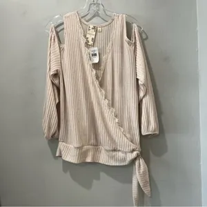 Blu Pepper Womens Medium Shirt Ribbed Knit Cold Shoulder Long‎ Sleeve Top NEW thumbnail 2