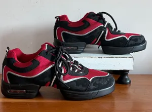 Leos Meg Wave Red Black Split Sole Dance Sneakers Jazz Hip Hop‎ Shoes Womens 8 thumbnail 1
