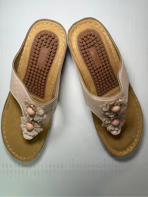Women’s Pink Floral Thong Sandals with Cushioned Footbed thumbnail 2
