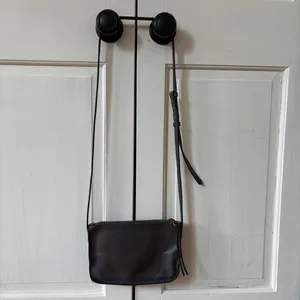 Madewell The Simple Crossbody Leather Bag Small Rectangle Purse Distressed Blue‎ thumbnail 4