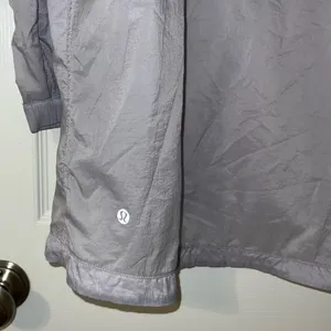 Lululemon Lightweight Full Zip Jacket Windbreaker In The Clear Size 6 Purple thumbnail 9