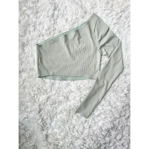 Missguided Mint Green Ribbed One Shoulder Crop Top thumbnail 2