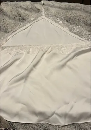 Missguided Top Halter Neck  thumbnail 1