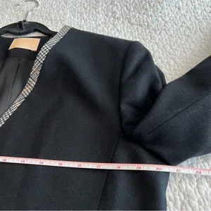 ✨‎ Pendleton Women’s Black 100% Wool Blazer 10 thumbnail 8